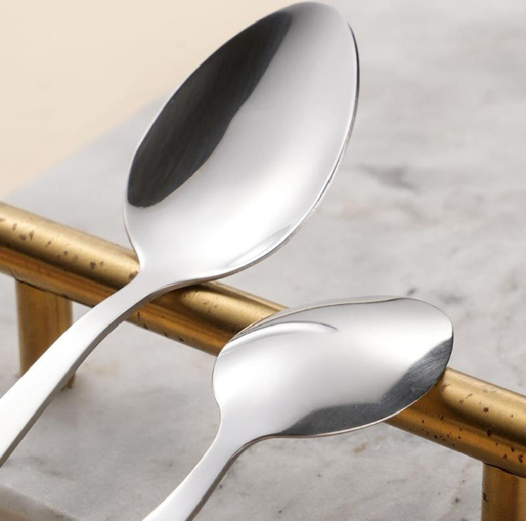 قاشق چنگال مرواریدی سرامیکی لوکس و فانتزی ۱۲ عددی